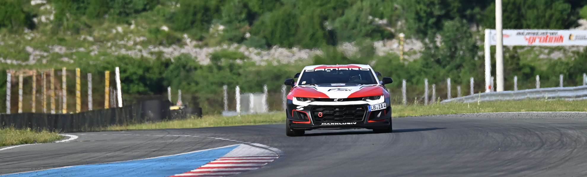 Rijeka Autodrom Grobnik mit einem Camaro ZR1 1LE bei einem Trackday.