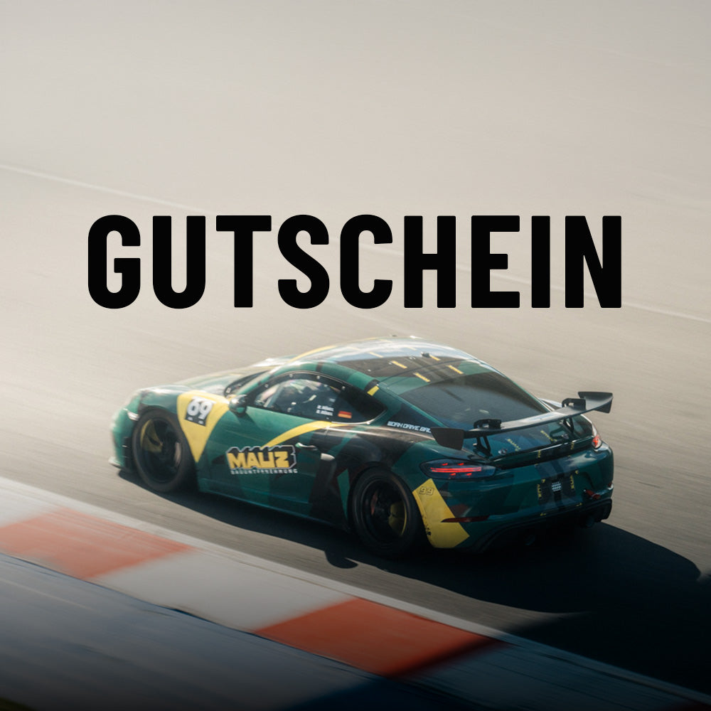 TWENTYSEVEN Trackdays Gutschein – Produktbild mit einem grün-gelben Porsche GT3 Rennfahrzeug auf einer Rennstrecke.