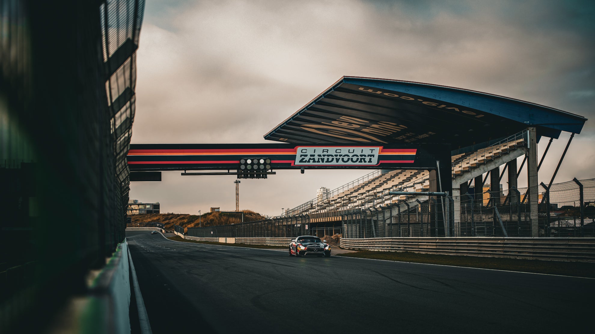 AMG GT4 bei einem 4PROS Racetest auf dem Circuit Zandvoort.
