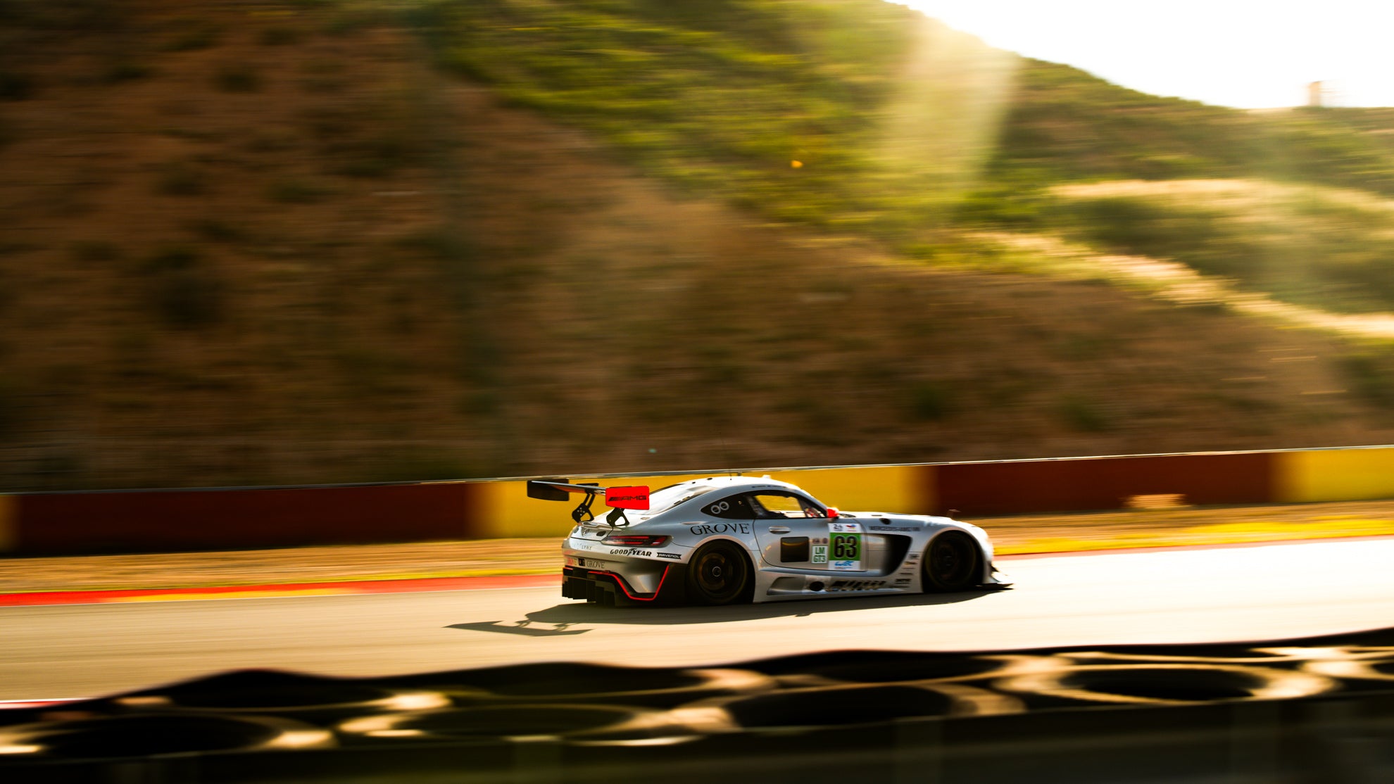 Mercedes-AMG GT3 Evo von Irony Lynx bei einem Test für die 24h von LeMans.