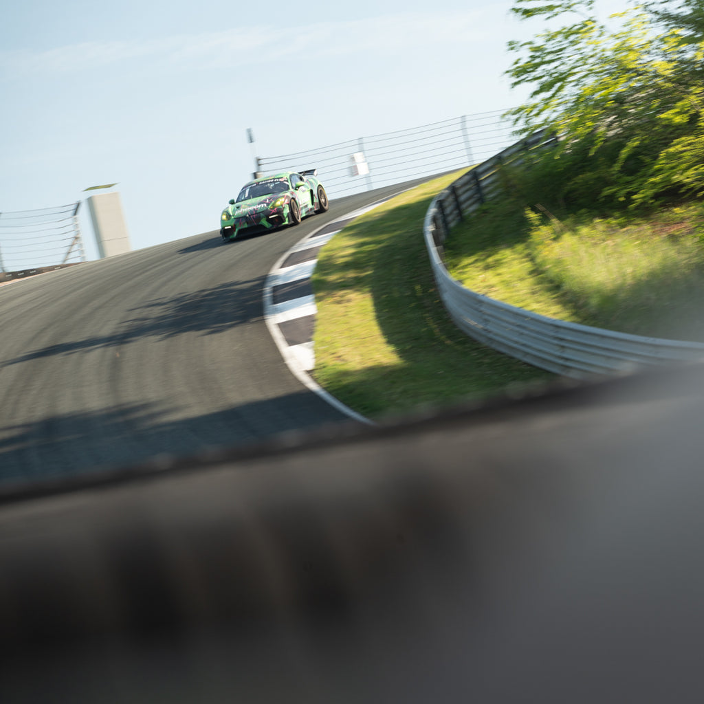 Porsche Cayman GT4 CS in der Mausefalle des Bilster Berg Driving Resorts bei einem Trackday für Rennwagen.